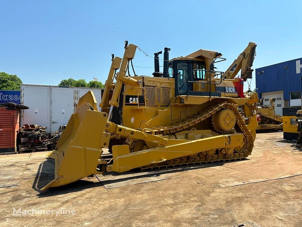 bulldozer Caterpillar D 10 R ( D10R )