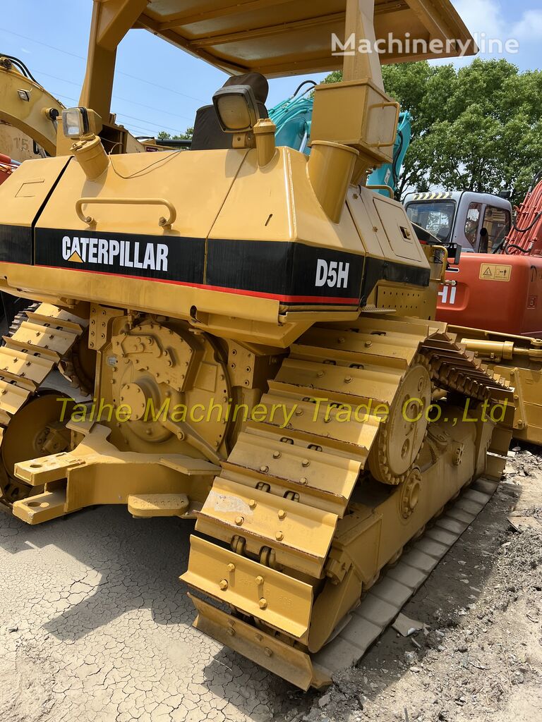 bulldozer Caterpillar D5H
