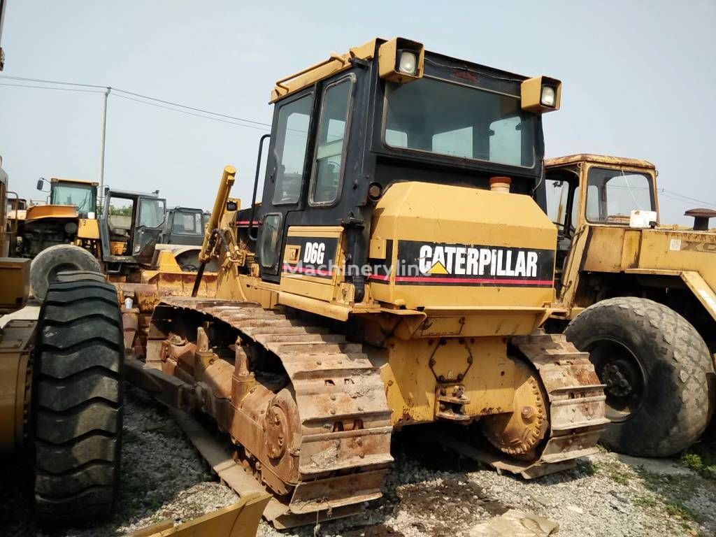 bulldozer Caterpillar D6G