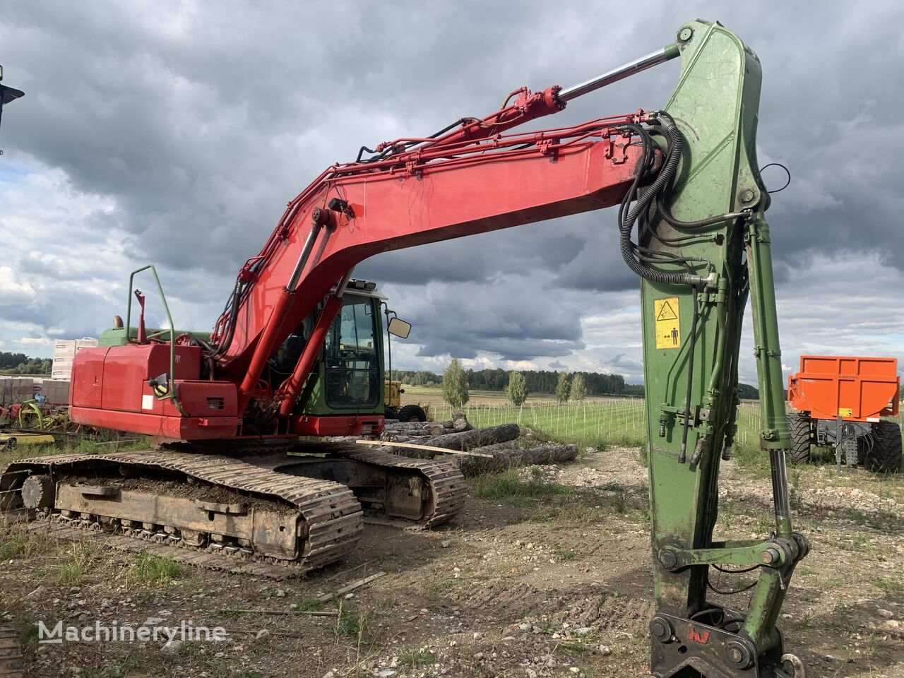 escavatore cingolato Komatsu PC 210LC-8