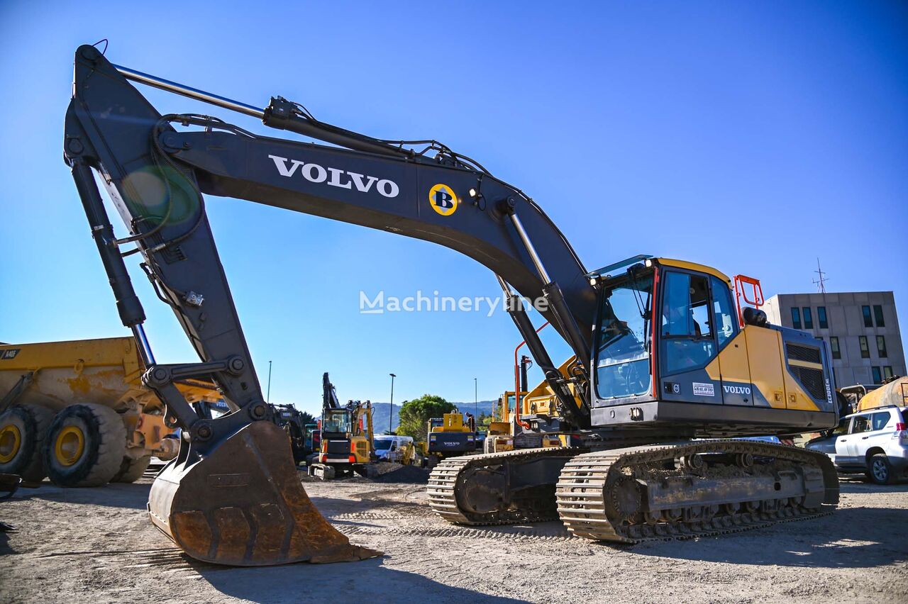 escavatore cingolato Volvo EC300ENL