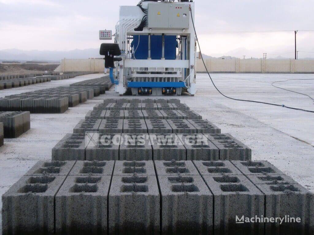 macchina per produzione blocchi di cemento Constmach Manual Concrete Block Making Machine Best Prices nuova