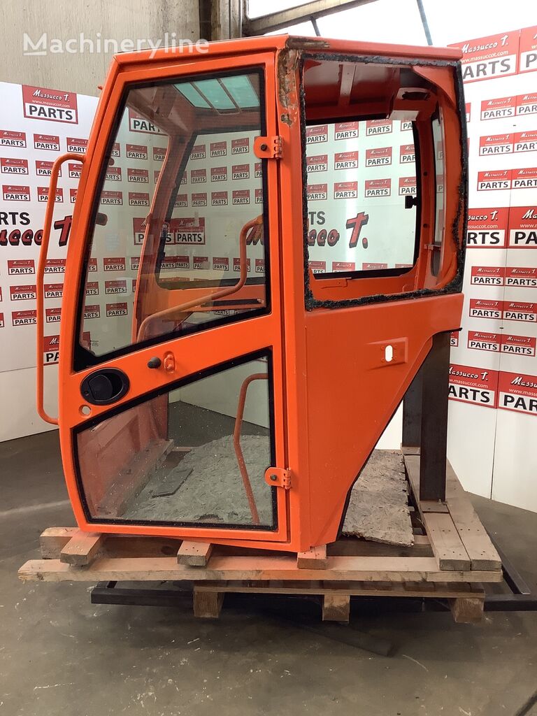 cabina per miniescavatore Yanmar VIO 80