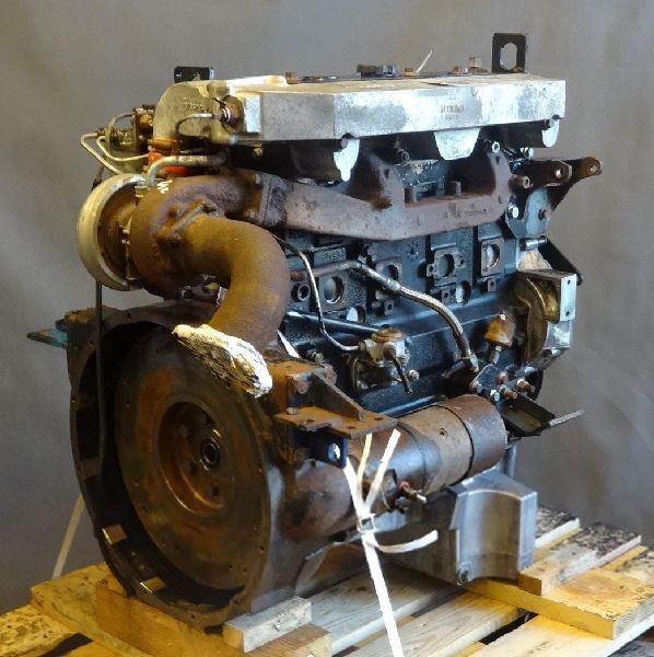 motore Perkins serii 1000 (1004-40/40S/40T/40TW/42/4T) 1004-40, 1004-40 per escavatore Volvo
