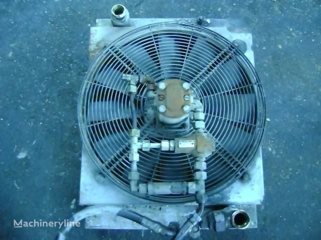 radiatore di raffreddamento motore O&K Oil per escavatore O&K RH6