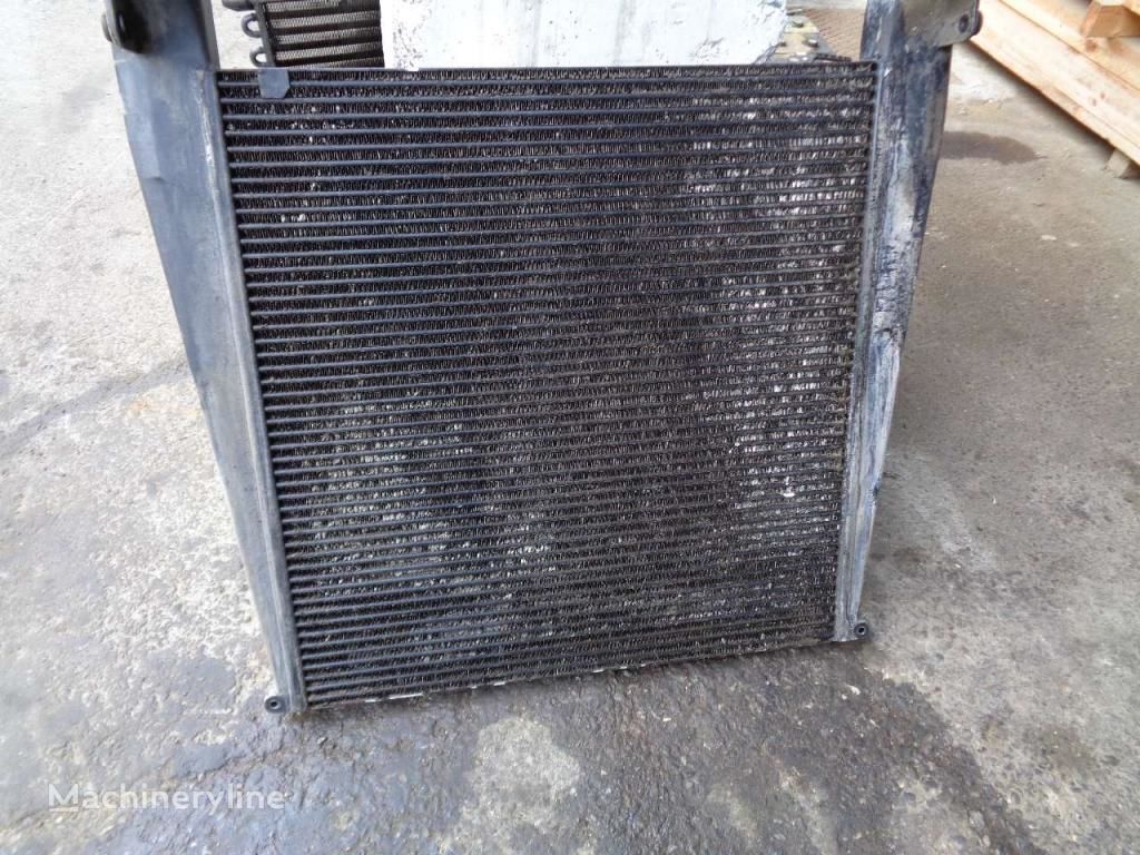 radiatore di raffreddamento motore Radiator intercooler per pala gommata New Holland W 270 B